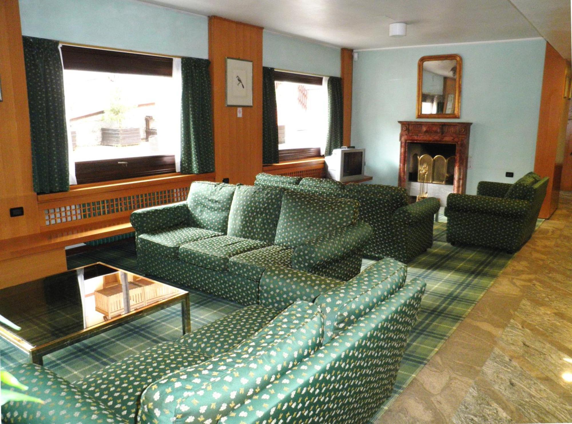 Residence Hotel Sport Campiglio Madonna di Campiglio Exterior photo
