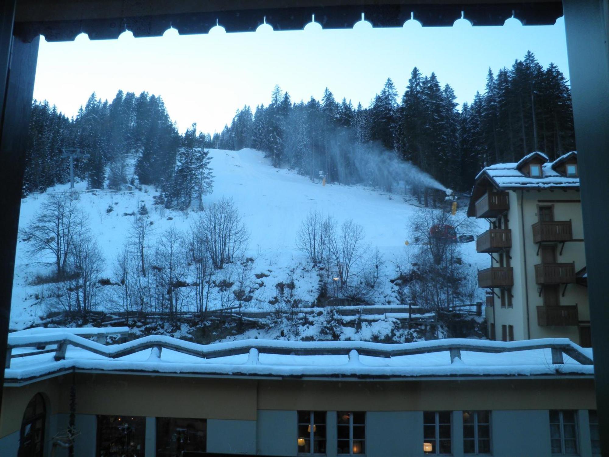 Residence Hotel Sport Campiglio Madonna di Campiglio Exterior photo
