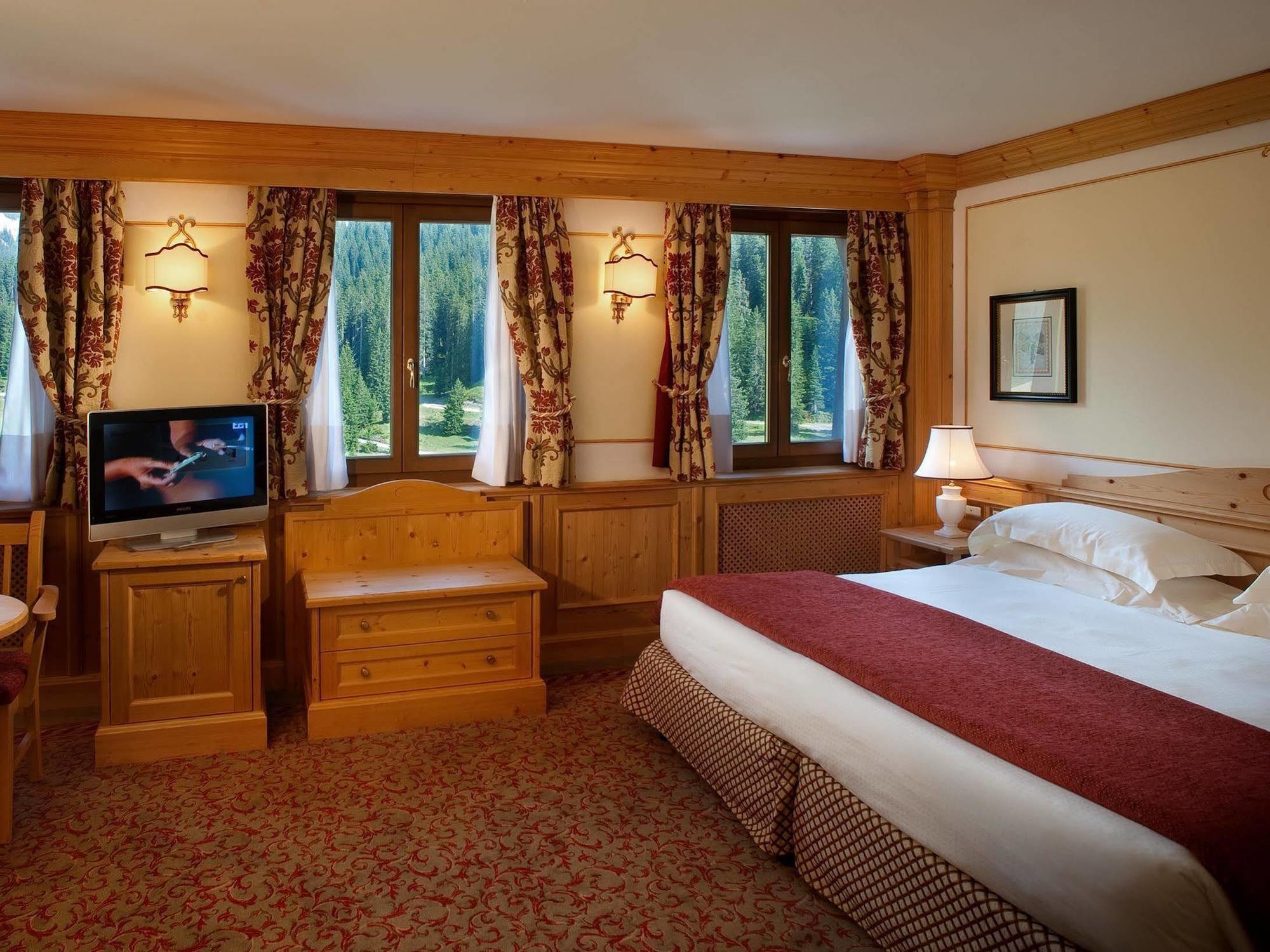 Residence Hotel Sport Campiglio Madonna di Campiglio Exterior photo